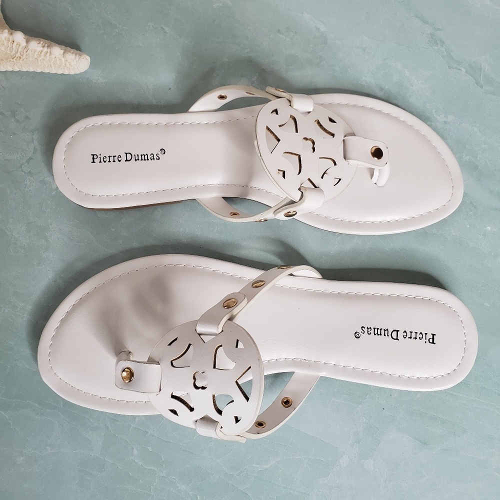NEW Pierre Dumas White Open Toe Thong Sandals - Picture 4 of 5